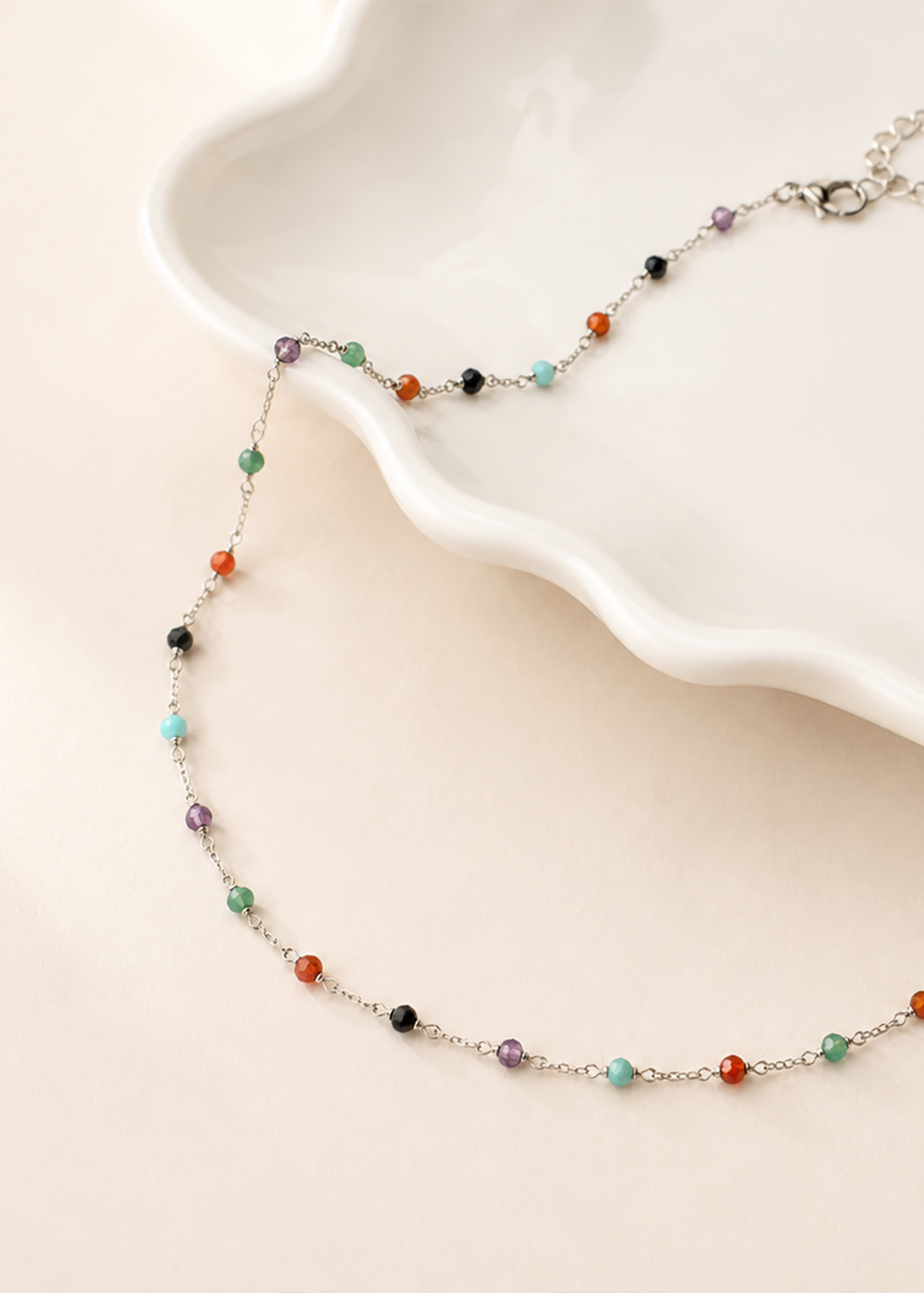 Confetti Stone Chain Necklace 멀티 컬러 원석 비즈와 써지컬스틸 체인 디테일