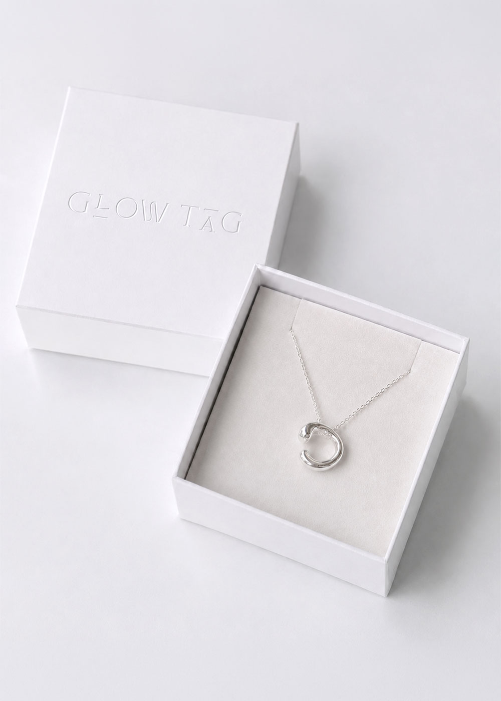 Fluid Open Circle Necklace